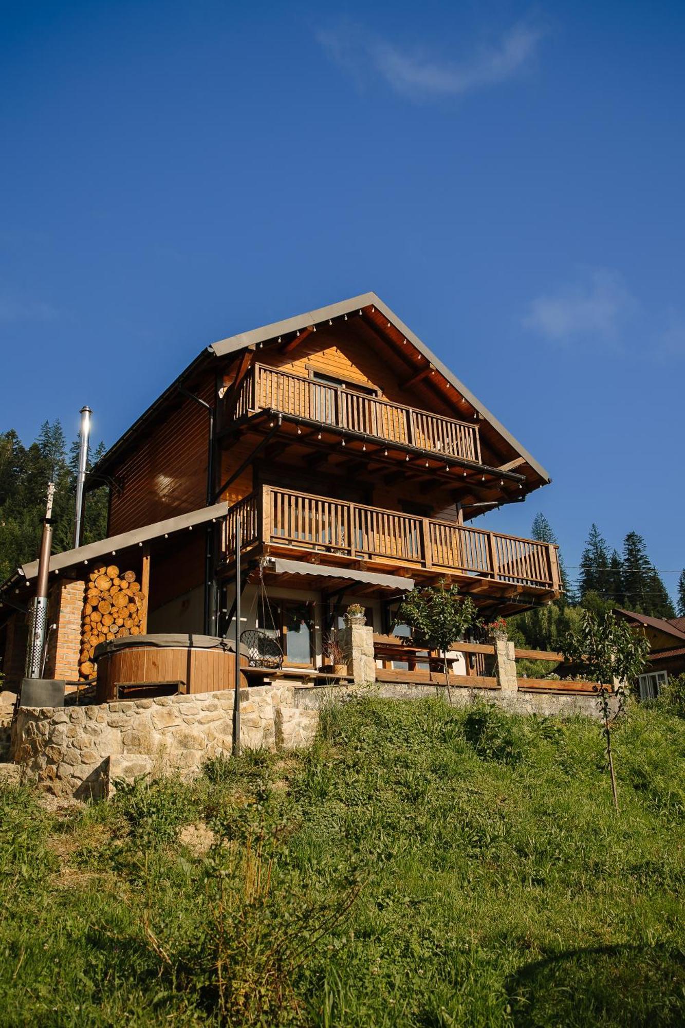 Бриндуш Villa Tatariv Ngoại thất bức ảnh